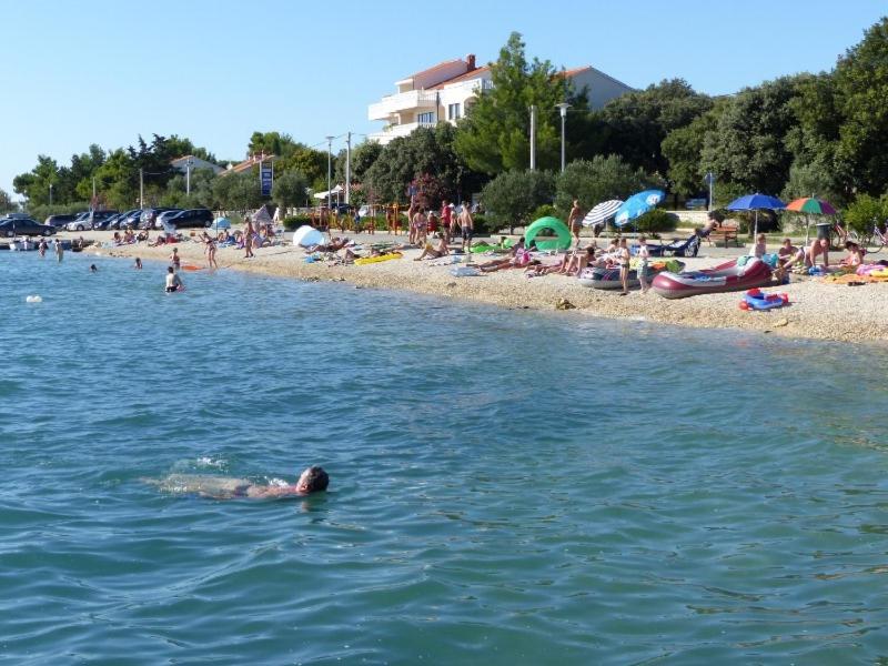 Croliday Apartment With Pool Nin Vrsi Exterior foto