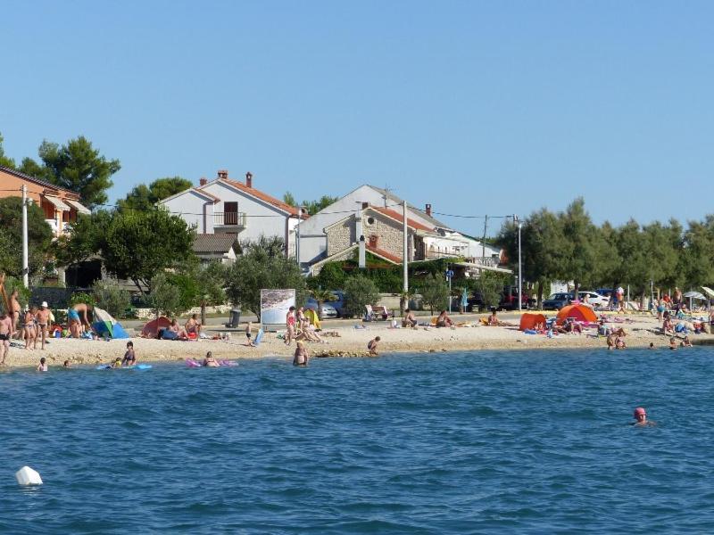 Croliday Apartment With Pool Nin Vrsi Exterior foto