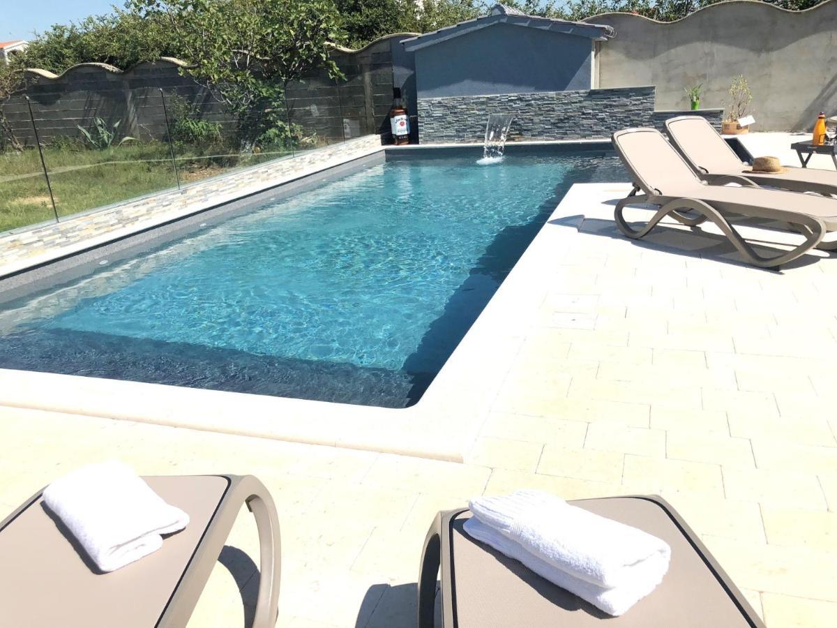 Croliday Apartment With Pool Nin Vrsi Exterior foto