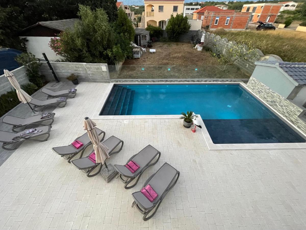 Croliday Apartment With Pool Nin Vrsi Exterior foto