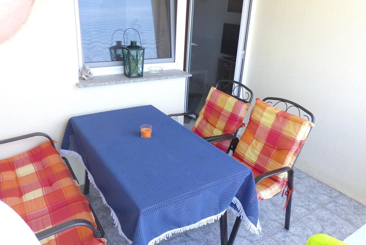 Croliday Apartment With Pool Nin Vrsi Exterior foto
