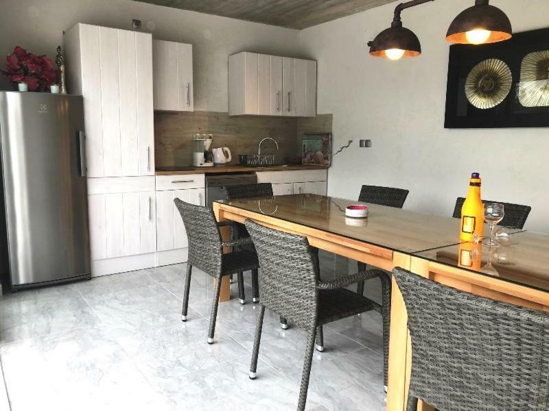 Croliday Apartment With Pool Nin Vrsi Exterior foto